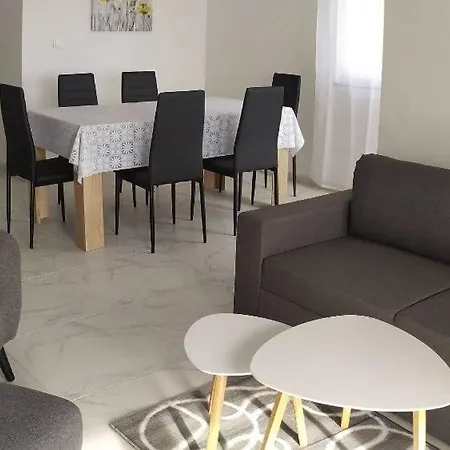 Apartment In Okrug Gornji With Sea View, Balcony, Air Conditioning, Wifi 5059-4 *